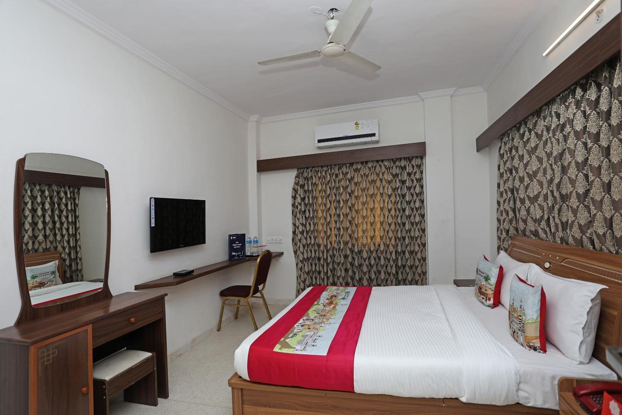 Hotel O 10671 Hotel Sai Prem Насик Экстерьер фото
